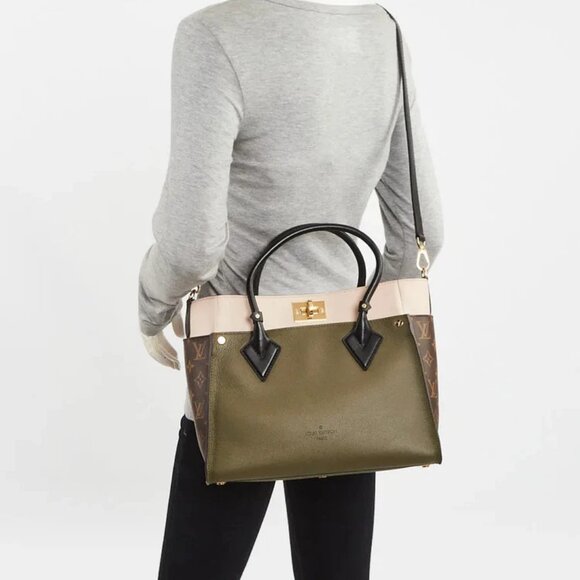 Louis Vuitton Laurel Leather And Monogram Canvas On My Side MM Bag - Picture 2 of 12